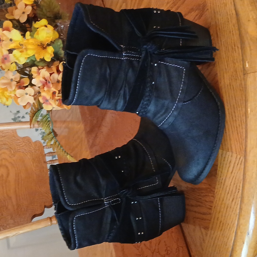 Jellypop Black Vegan Leather Fringe Boots - Picture 6 of 8